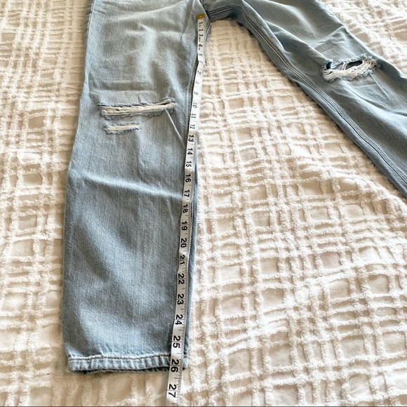 Express light wash mid-high rise cropped ripped jeans - Picture 6 of 12